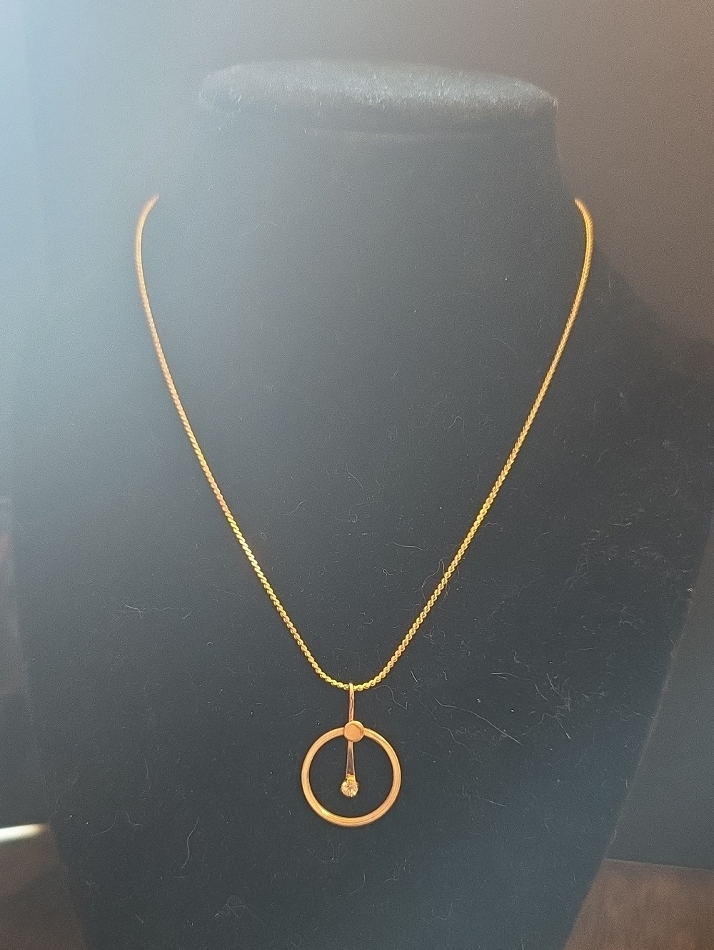 Gold Tone Circle Pendant Necklace